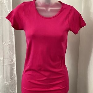 Dbmove Vibrant Pink Short Sleeve Top – Women’s Small